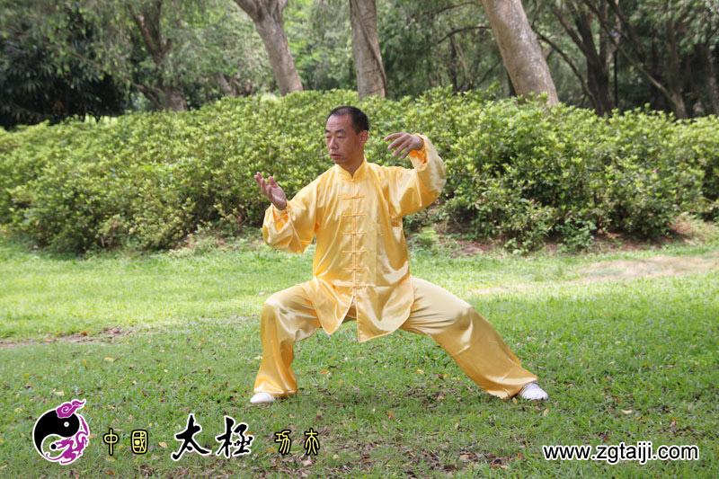 ����ǰ������