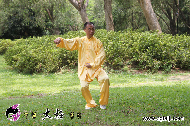 ����ǰ��